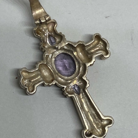 Vintage Cross with Purple Amethyst Center Stone - Picture 7 of 9